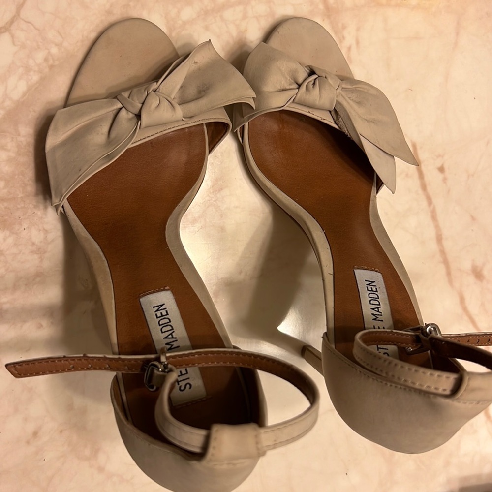 Steve Madden Heels with Bow